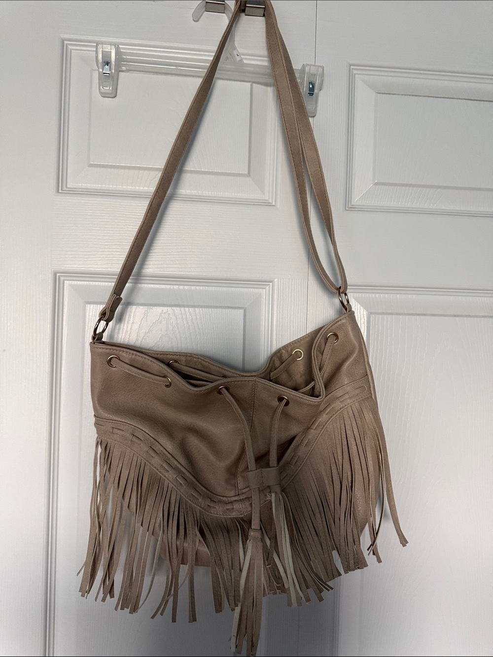 Fringe Drawstring Shoulder Bag in Taupe